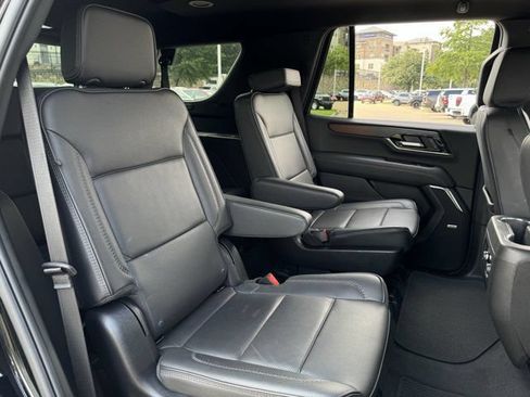 Certified 2025 GMC Yukon Denali AWD/4WD image 30