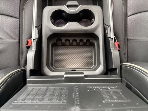 Used 2024 RAM 3500 Laramie w/ Night Edition image 32