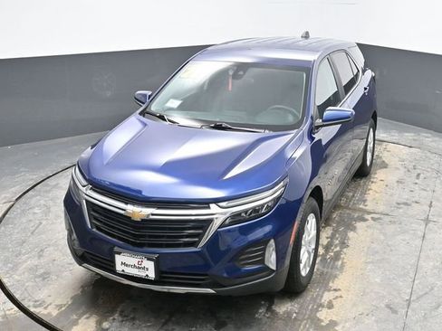 Used 2022 Chevrolet Equinox LT image 16