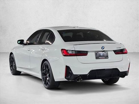 Used 2026 BMW 330i Sedan w/ M Sport Package RWD image 7