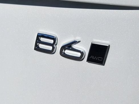 New 2026 Volvo XC90 B6 Ultra w/ Protection Package image 17