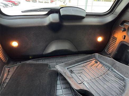 Used 2013 Jeep Grand Cherokee Limited image 16