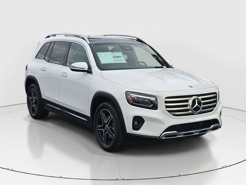 New 2026 Mercedes-Benz GLB 250 GLB 250 image 3