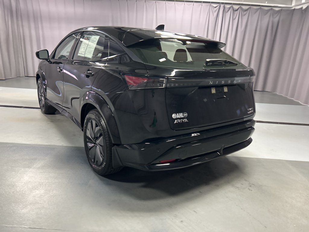 Used 2024 Nissan Ariya AWD image 5