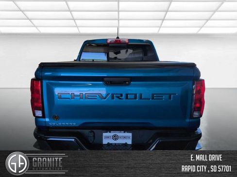 Used 2023 Chevrolet Colorado Trail Boss w/ Advanced Trailering Package AWD/4WD image 5