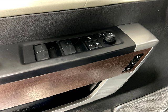Used 2023 Toyota Tundra Capstone AWD/4WD image 40