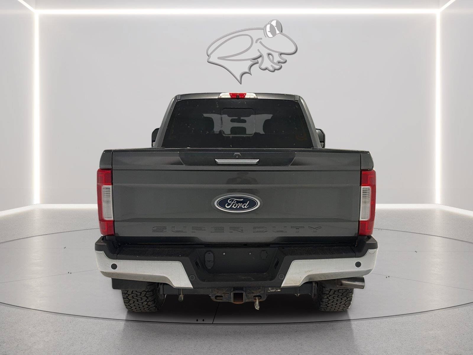 Used 2017 Ford F250 XLT w/ XLT Premium Package AWD/4WD image 4