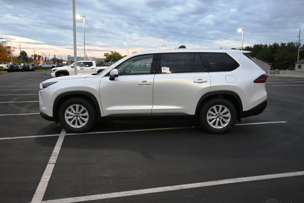 New 2026 Toyota Grand Highlander AWD Hybrid image 4