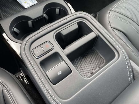 New 2025 Ford Mustang Mach-E Premium image 17