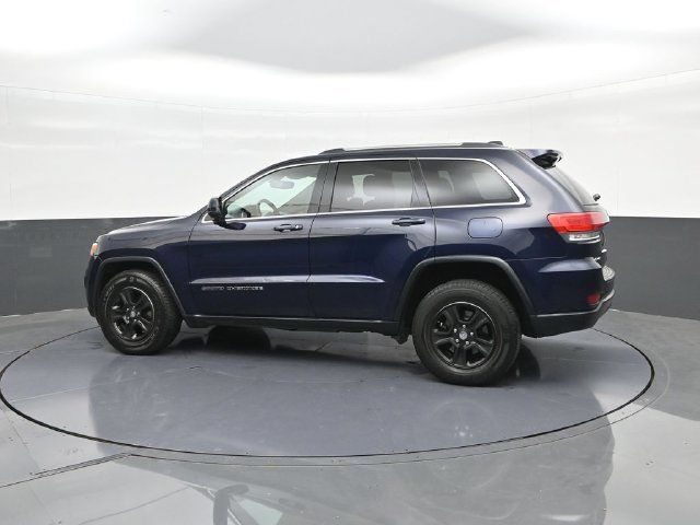 Used 2017 Jeep Grand Cherokee Laredo w/ Quick Order Package 23E AWD/4WD image 5