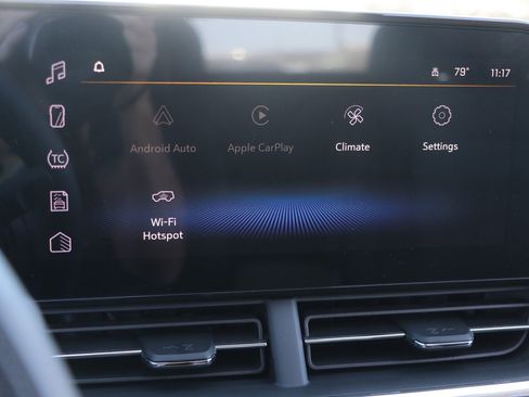 New 2026 Chevrolet Trax LT w/ LPO, Blackout Package image 20