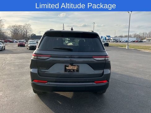 New 2026 Jeep Grand Cherokee Limited image 5