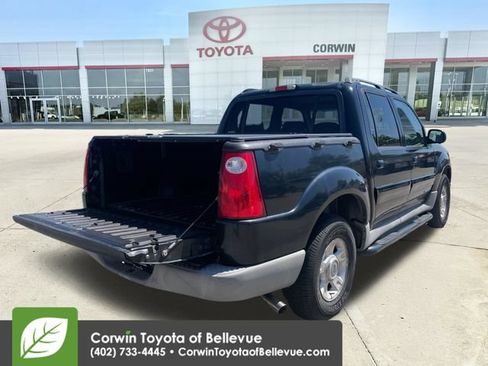 Used 2001 Ford Explorer Sport Trac 4x4 image 5
