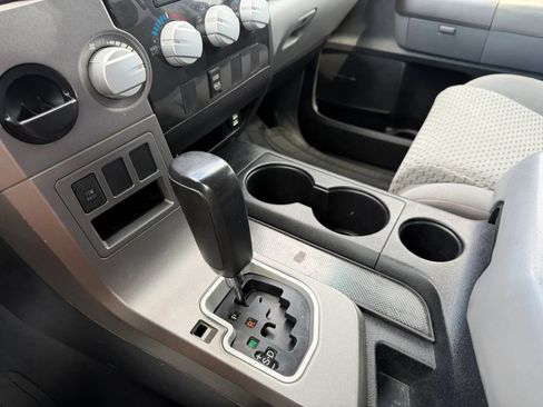 Used 2013 Toyota Tundra 2WD CrewMax w/ Tow Pkg image 15