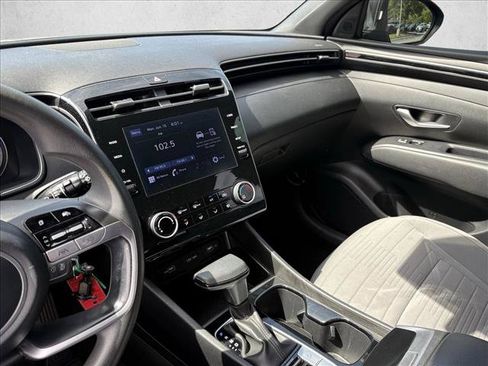 Used 2022 Hyundai Santa Cruz SE FWD image 15