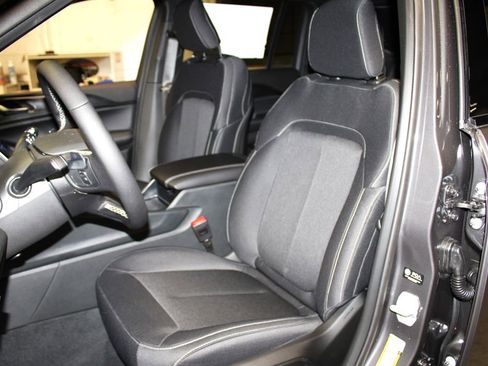 New 2025 Jeep Grand Cherokee Laredo X w/ Luxury Tech Group I image 25