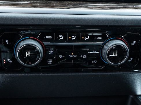 New 2026 Chevrolet Silverado 1500 LT Trail Boss w/ Convenience Package II image 28