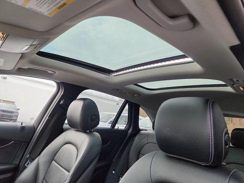 Used 2016 Mercedes-Benz GLC 300 4MATIC image 15