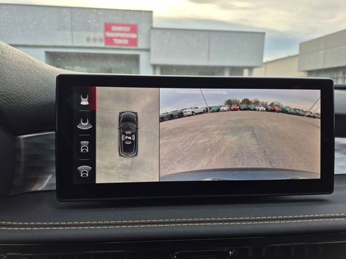 New 2025 Alfa Romeo Tonale w/ Premium Package image 17