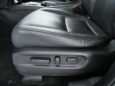Used 2022 Honda Pilot Touring image 19