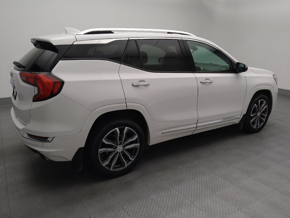 Used 2020 GMC Terrain Denali w/ Denali Premium Package FWD image 10