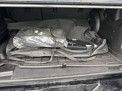 Used 2021 Jeep Wrangler Unlimited Sahara image 20