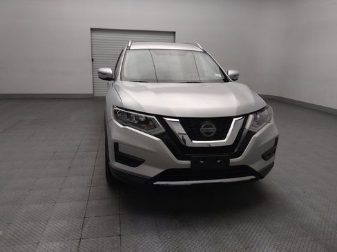 Used 2018 Nissan Rogue SV AWD/4WD image 14