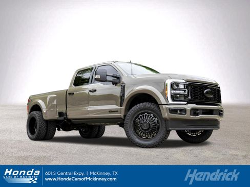 Used 2026 Ford F450 Platinum w/ Platinum Plus Package image 1