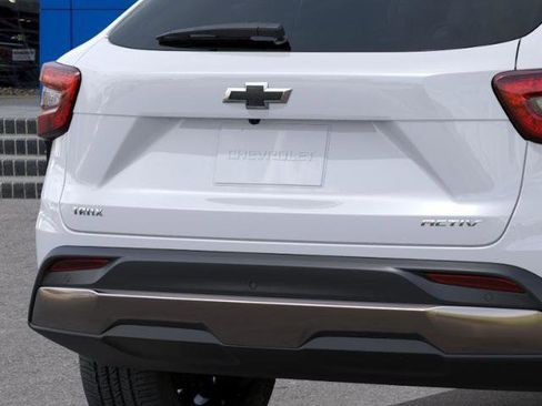 New 2026 Chevrolet Trax ACTIV w/ Driver Confidence Package image 38