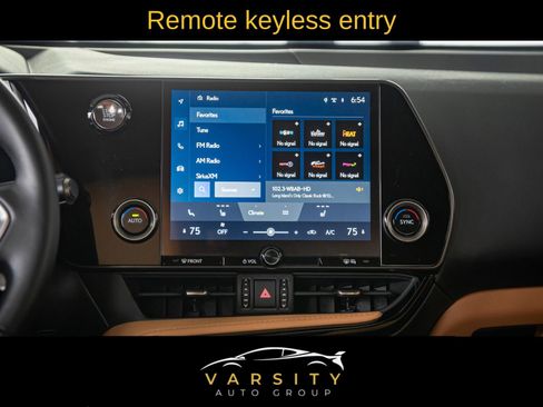 Used 2025 Lexus NX 250 FWD w/ Towing Package (2000 Lbs) image 21