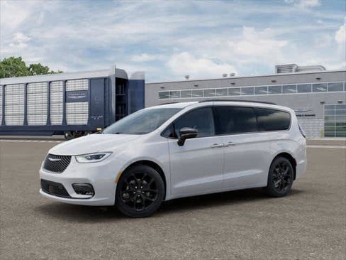 New 2026 Chrysler Pacifica Select image 18