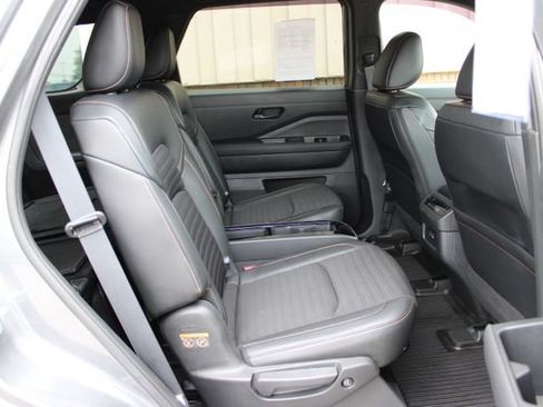 Used 2023 Nissan Pathfinder Rock Creek AWD/4WD image 46