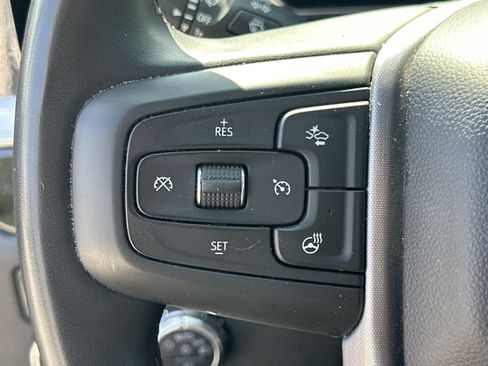 Used 2025 GMC Sierra 1500 SLT RWD image 24
