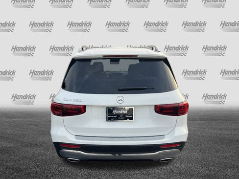 Certified 2025 Mercedes-Benz GLB 250 image 9