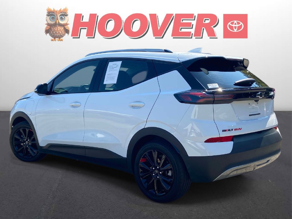 Used 2023 Chevrolet Bolt EUV LT w/ Comfort Package FWD image 9