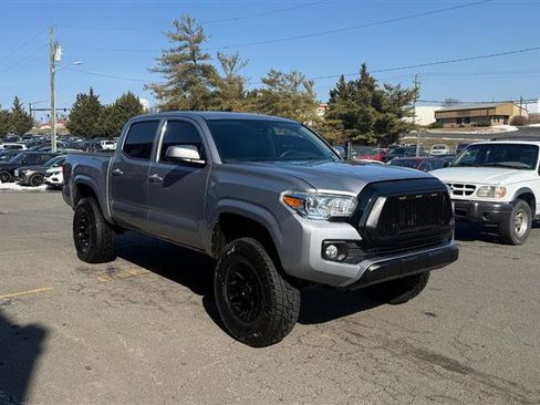 Used 2020 Toyota Tacoma SR5 image 6