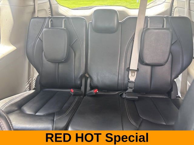 Used 2023 Chrysler Pacifica Touring-L FWD image 33