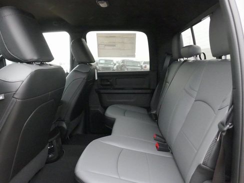New 2026 RAM 2500 Tradesman AWD/4WD image 15