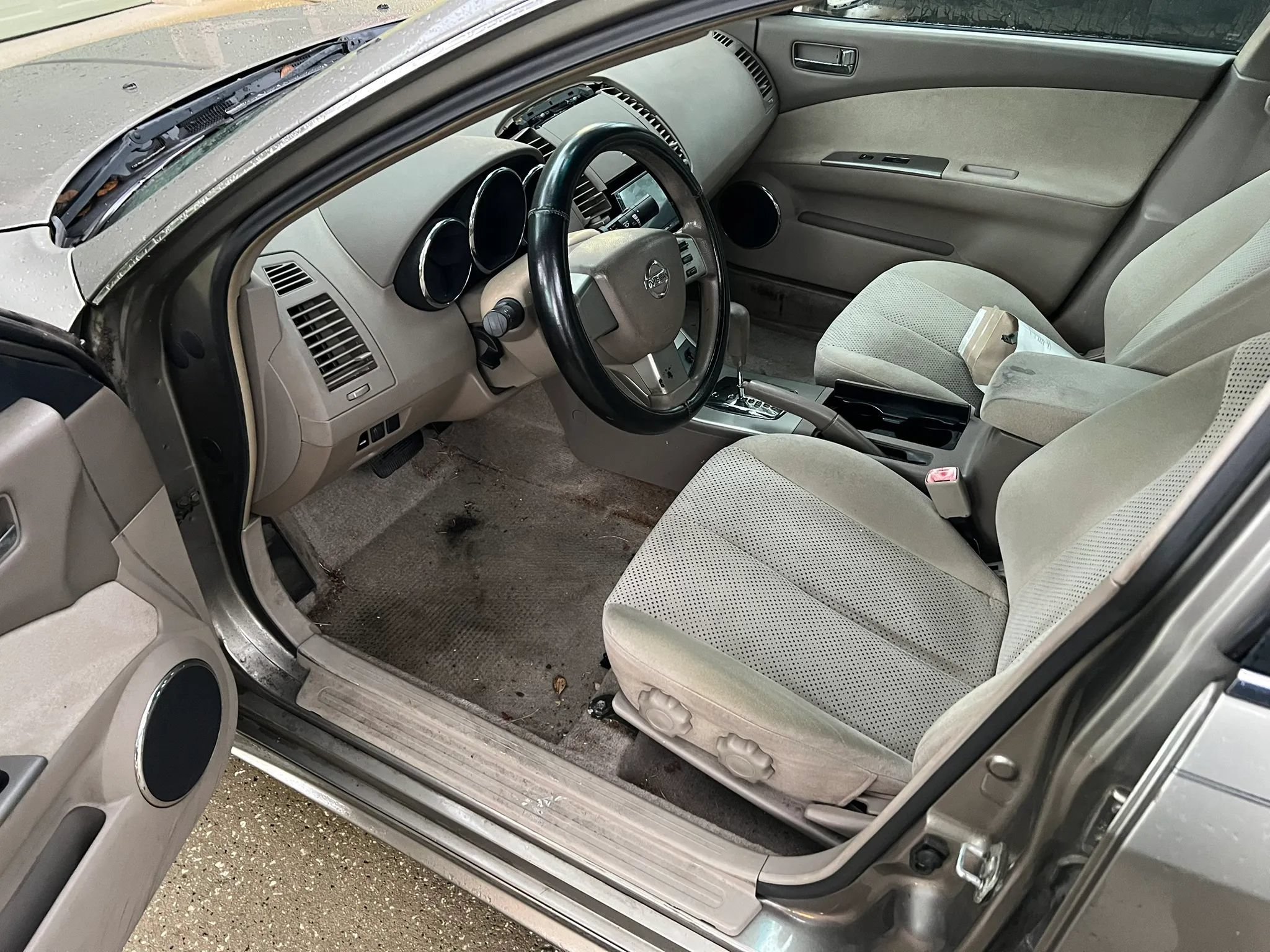 Used 2005 Nissan Altima 2.5 S w/ (S02) Side Airbags Pkg FWD image 4