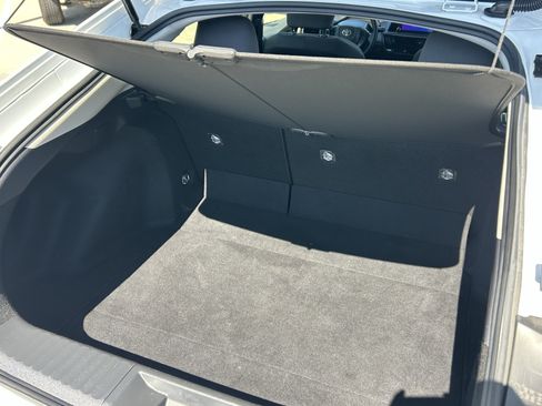 Certified 2025 Toyota Prius LE FWD image 13