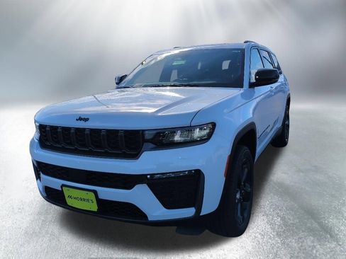 New 2026 Jeep Grand Cherokee L Limited AWD/4WD image 2