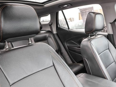 Used 2018 GMC Terrain SLT w/ Preferred Package FWD image 42