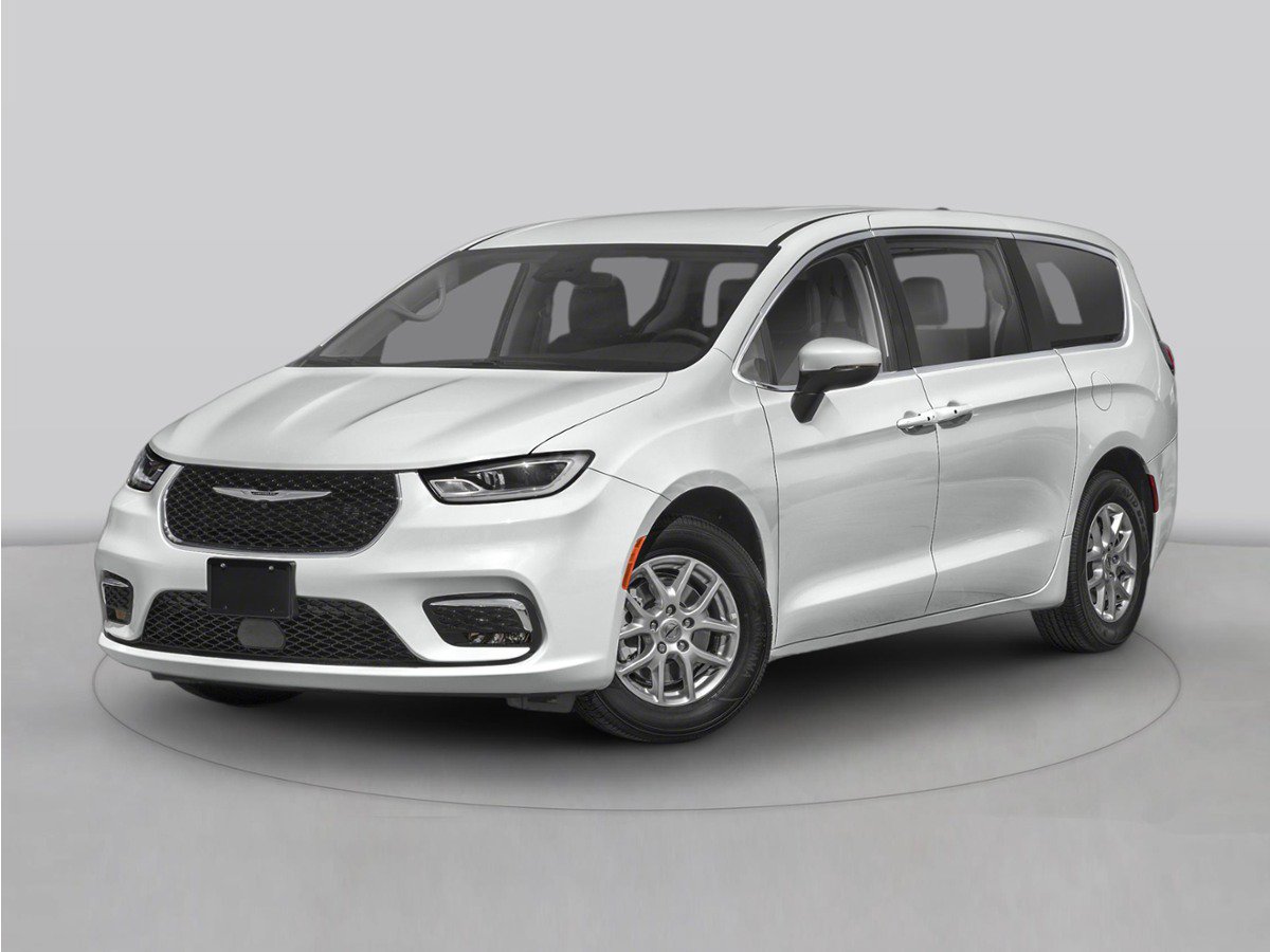 Used 2023 Chrysler Pacifica Touring-L FWD image 1