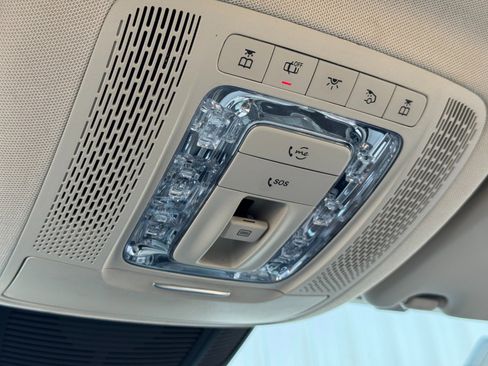 Used 2021 Mercedes-Benz GLS 580 4MATIC image 44