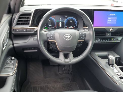 Certified 2023 Toyota Crown w/ Advanced Technology Package AWD/4WD image 12