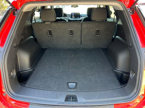 Used 2025 Chevrolet Blazer LT image 24