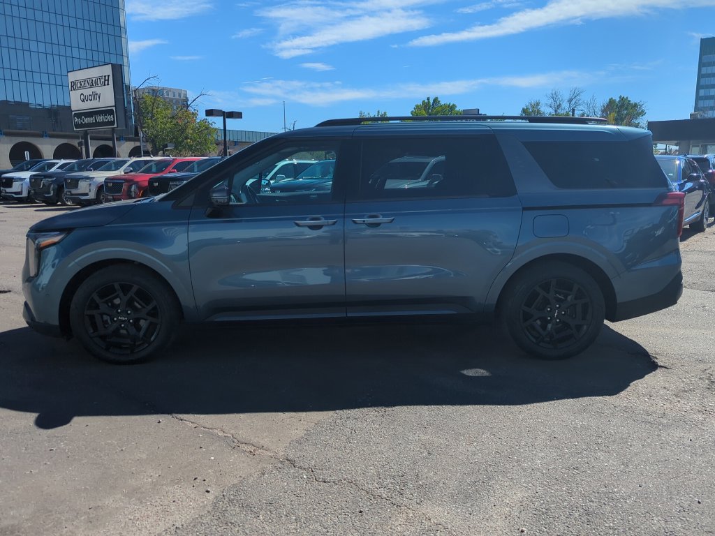 Used 2025 Kia Carnival SX FWD image 4