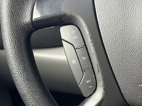 Used 2011 Chevrolet Silverado 1500 W/T image 25