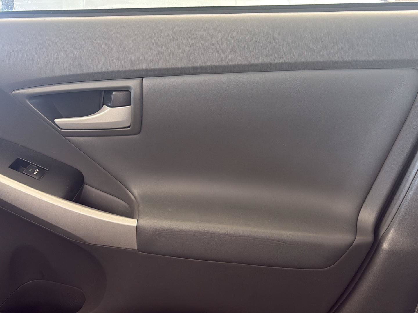 Used 2010 Toyota Prius FWD image 9
