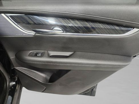 Used 2020 Cadillac XT6 Premium Luxury AWD/4WD image 33